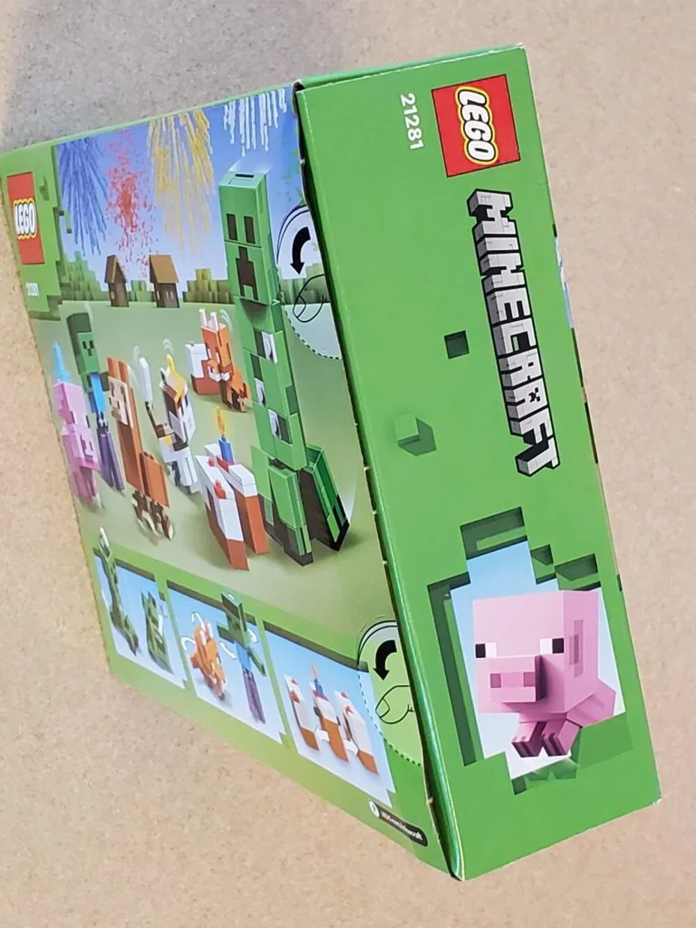 Lego 21281 Minecraft Baby Pig's Birthday Celebration NEW - Picture 3 of 4